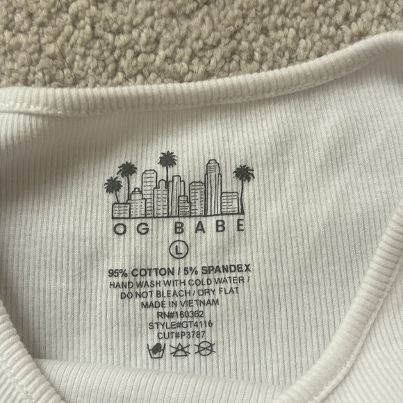 Cropped Vintage T-shirt - Picture 3 of 3